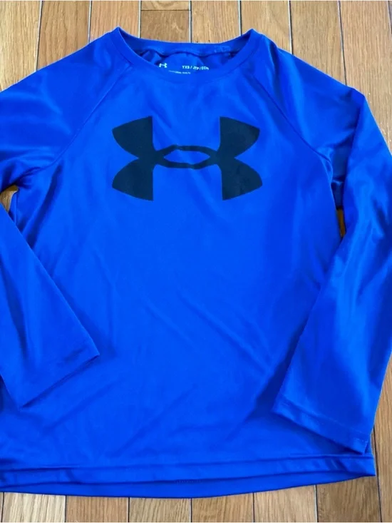 5 Piece Under Armour Youth XS YXS Boys 6 Logo Shorts Shirts Athletic Sports - Picture 10 of 11